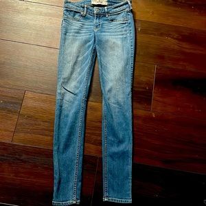 Hollister skinny jeans